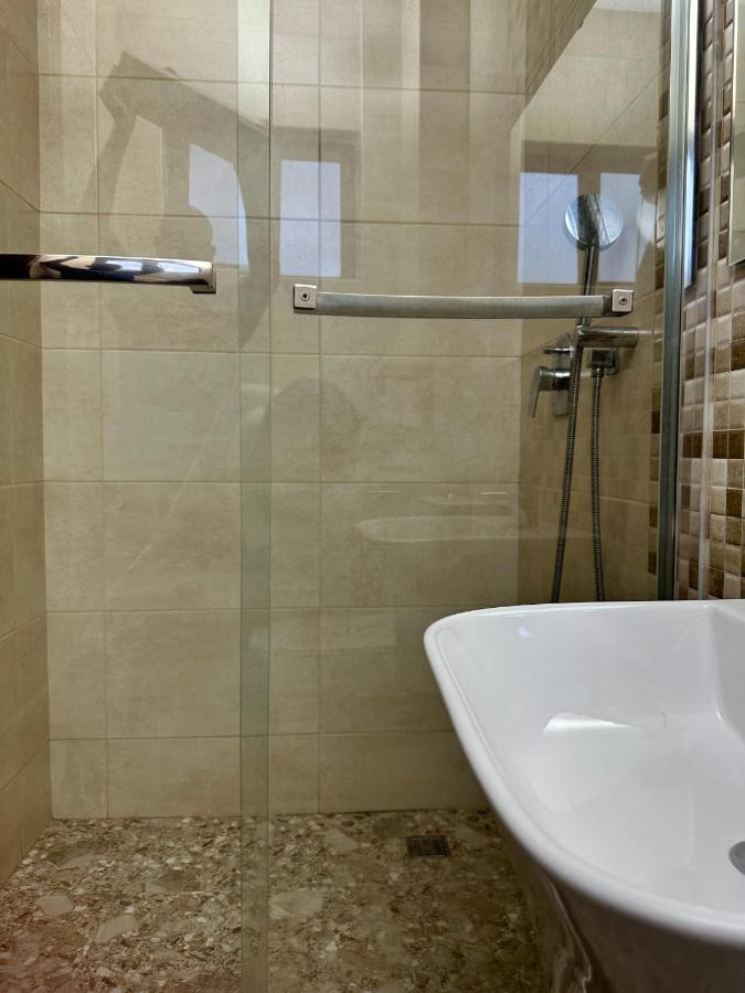 Westlands Tower - Ghana Villas Аккра Екстер'єр фото