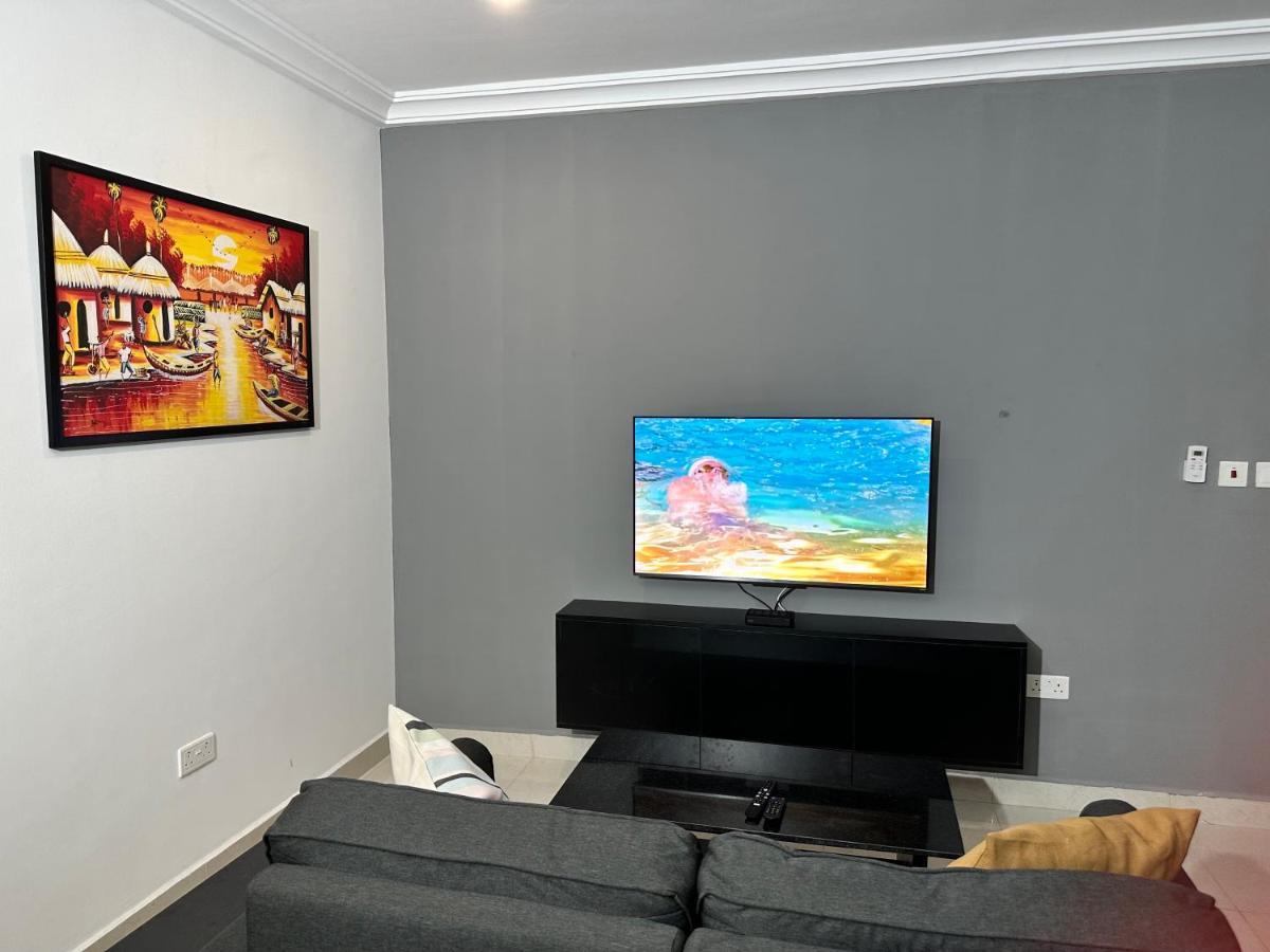 Westlands Tower - Ghana Villas Аккра Екстер'єр фото