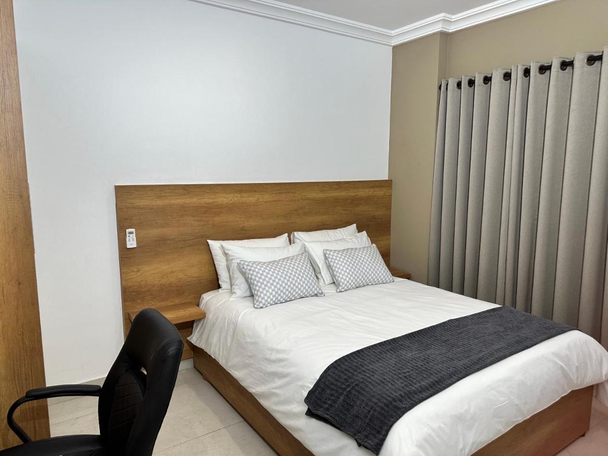 Westlands Tower - Ghana Villas Аккра Екстер'єр фото