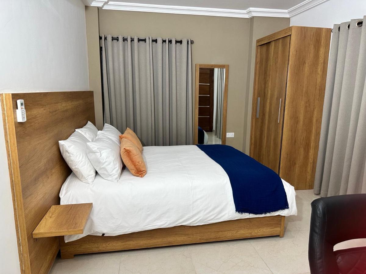 Westlands Tower - Ghana Villas Аккра Екстер'єр фото