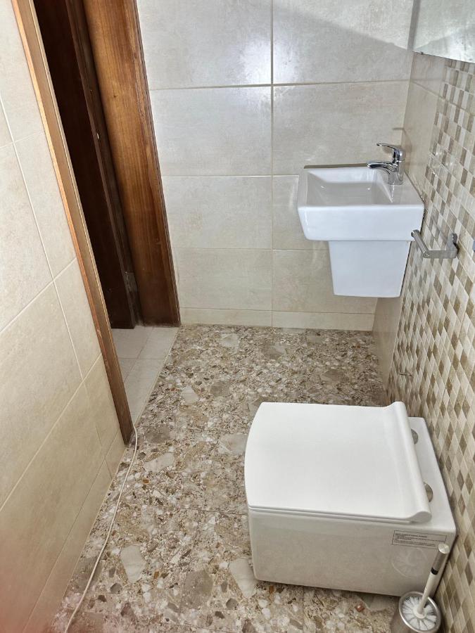 Westlands Tower - Ghana Villas Аккра Екстер'єр фото