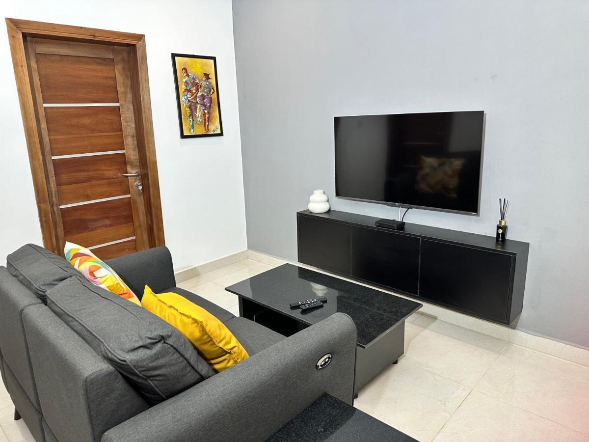 Westlands Tower - Ghana Villas Аккра Екстер'єр фото