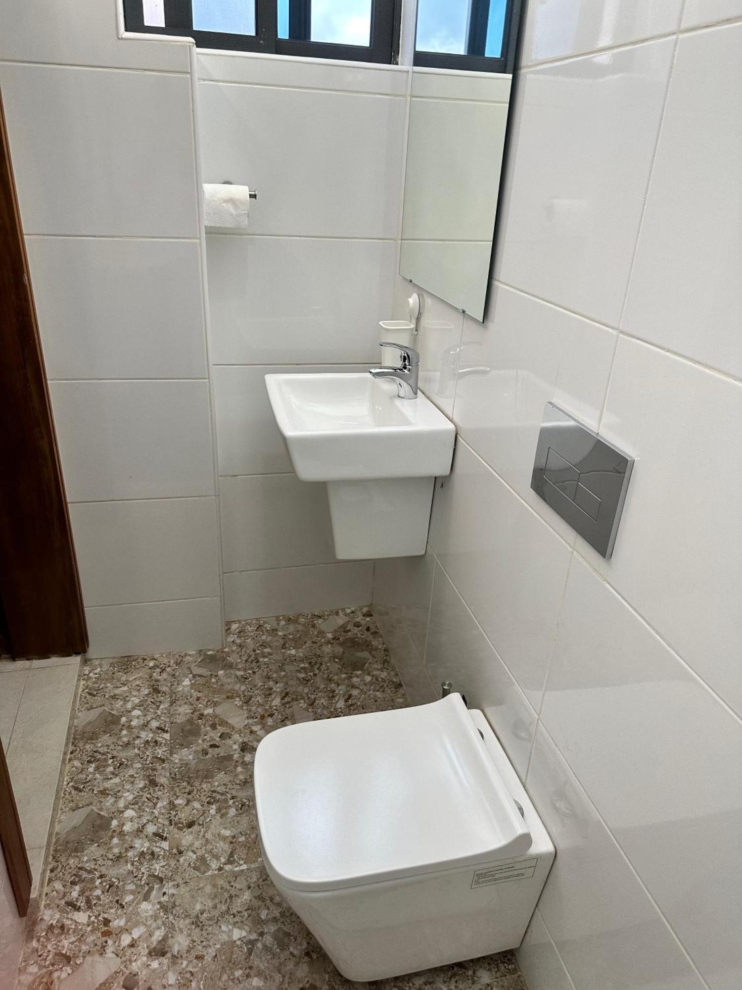 Westlands Tower - Ghana Villas Аккра Екстер'єр фото